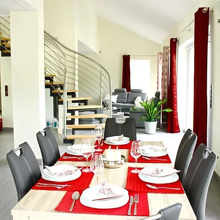 Holiday home Sonnenschein *